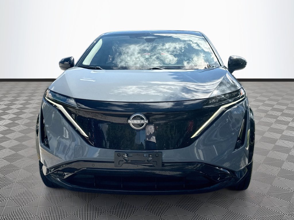 Used 2023 Nissan Ariya FWD image 2