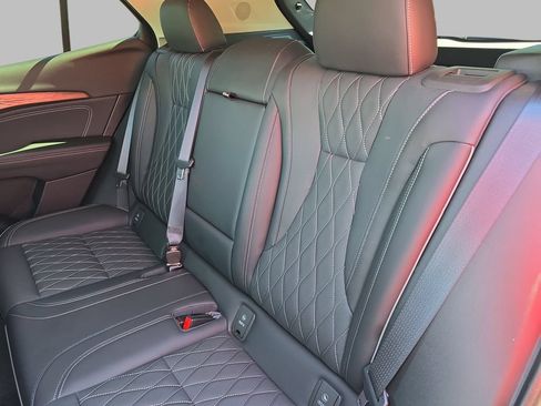 Certified 2023 Buick Envision Avenir AWD/4WD image 15