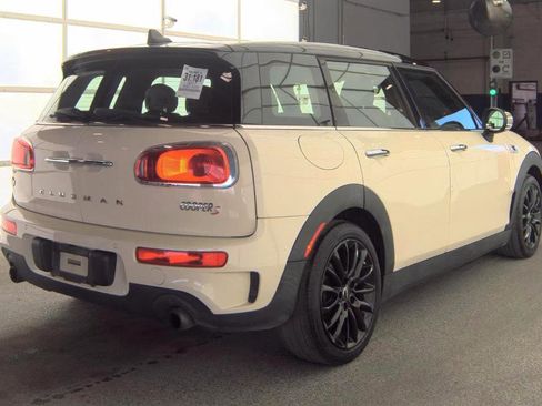 Used 2017 MINI Cooper Clubman S image 4