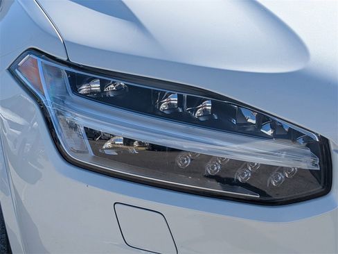 Used 2022 Volvo XC90 T8 Inscription w/ Advanced Package image 9