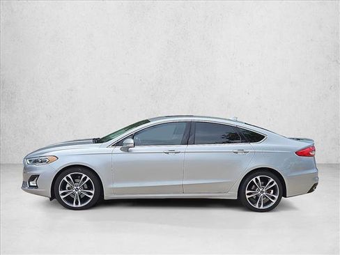 Used 2020 Ford Fusion Titanium AWD/4WD image 9