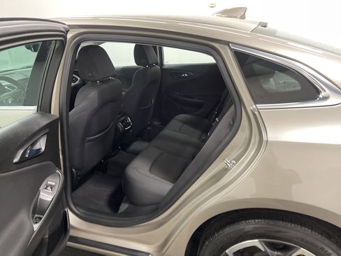 Used 2022 Chevrolet Malibu LT image 13