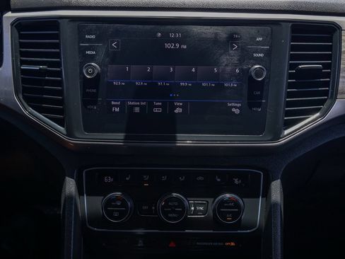 Used 2020 Volkswagen Atlas Cross Sport SE w/ Towing Package FWD image 29
