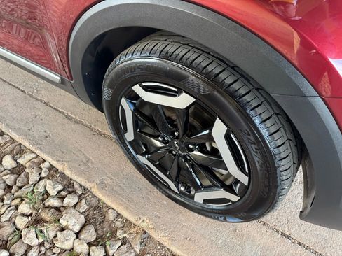 Used 2023 Kia Telluride EX image 30