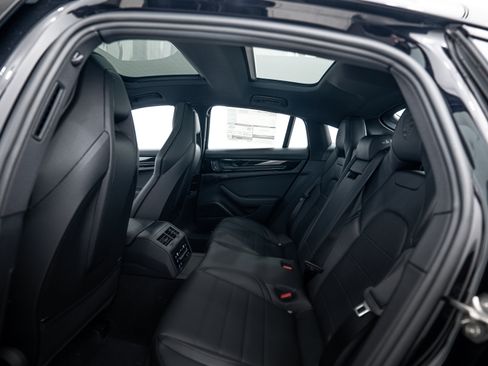 Certified 2026 Porsche Panamera 4 AWD/4WD image 23