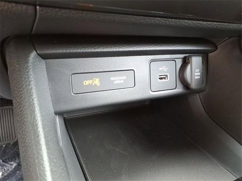 New 2025 Acura Integra image 16