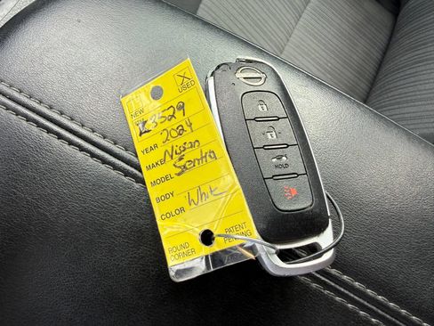 Used 2024 Nissan Sentra SV FWD image 38