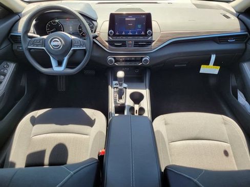 New 2026 Nissan Altima 2.5 SV FWD image 23