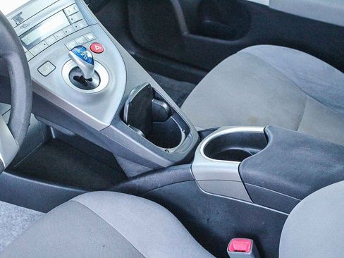 Used 2012 Toyota Prius Plug-In Hybrid image 20