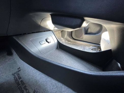 Used 2014 Toyota Prius Two FWD image 31
