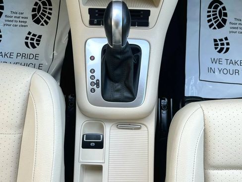 Used 2014 Volkswagen Tiguan SE FWD image 31