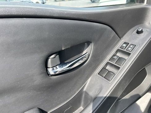 Used 2022 Nissan Frontier SV image 29