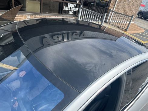 Used 2018 Tesla Model S 75D image 29