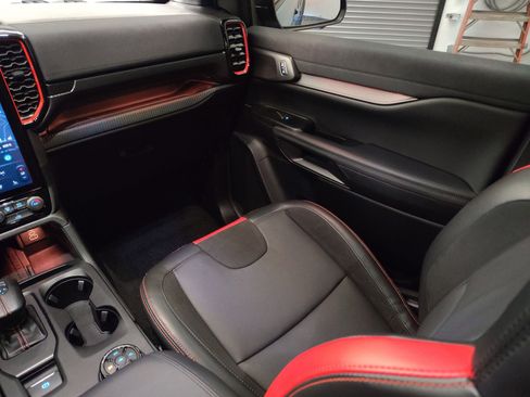 Used 2024 Ford Ranger Raptor image 28