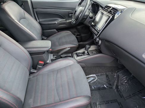 Used 2025 Mitsubishi Outlander Sport SE AWD/4WD image 30