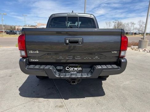 Used 2020 Toyota Tacoma SR AWD/4WD image 7