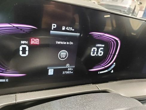 Certified 2025 Kia Telluride S AWD/4WD image 21