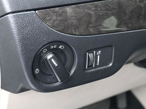 Used 2020 Dodge Grand Caravan SE image 14