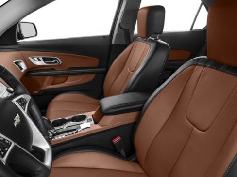 Used 2016 Chevrolet Equinox LTZ w/ Enhanced Convenience Package image 11