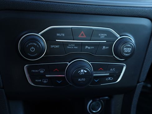 Used 2023 Dodge Charger GT image 7