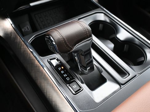 New 2025 Ford F150 King Ranch w/ FX4 Off-Road Package image 32