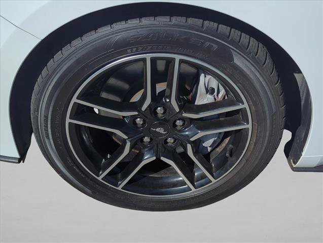 Used 2018 Ford Mustang GT Premium RWD image 23