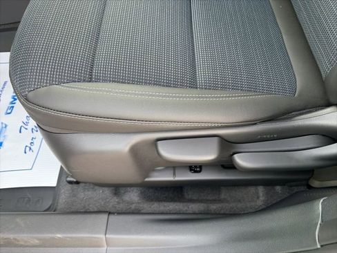 New 2026 Buick Envista Preferred w/ Convenience II Package image 18