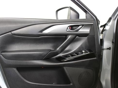 Used 2023 MAZDA CX-9 Touring image 7