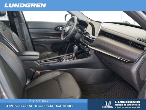 Used 2023 Jeep Compass Trailhawk image 33