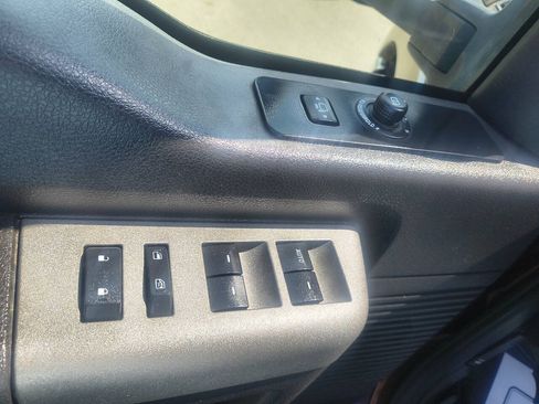 Used 2011 Ford F350 Lariat w/ Chrome Pkg AWD/4WD image 19