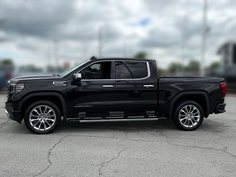 Used 2023 GMC Sierra 1500 Denali AWD/4WD image 2