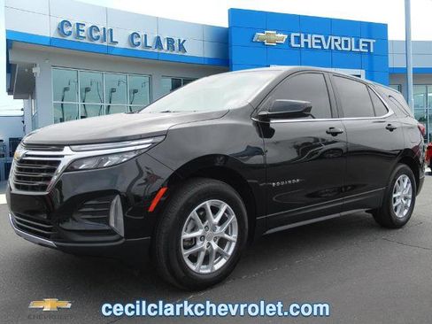 Used 2024 Chevrolet Equinox LT image 1