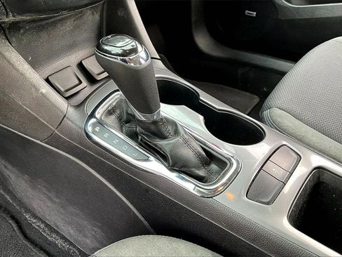 Used 2016 Chevrolet Cruze LT image 16