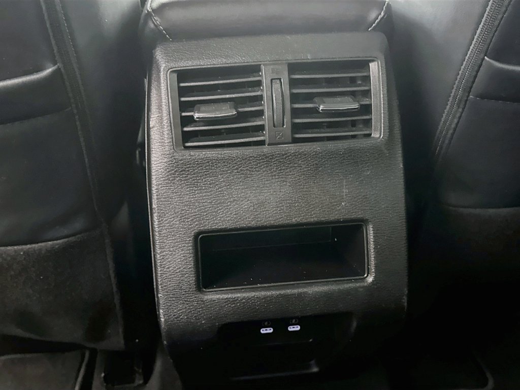 Used 2025 Mitsubishi Outlander SE FWD image 27