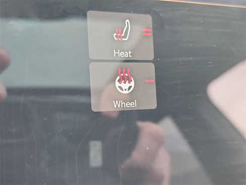 Used 2023 Jeep Compass Limited w/ Sun and Sound Group image 21