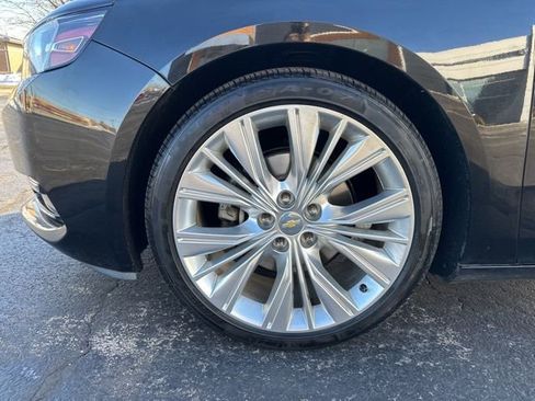Used 2016 Chevrolet Impala LTZ w/ Enhanced Convenience Package image 17