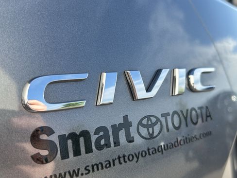 Used 2021 Honda Civic EX image 8