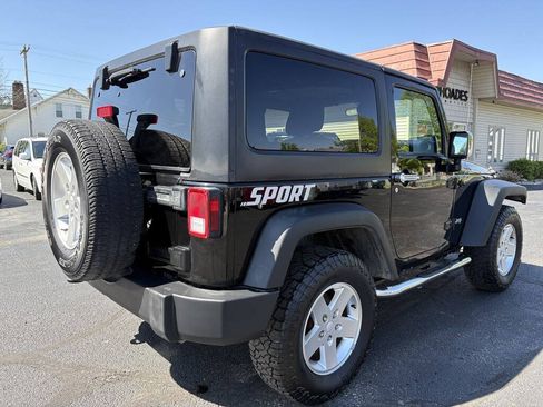 Used 2012 Jeep Wrangler Sport AWD/4WD image 5