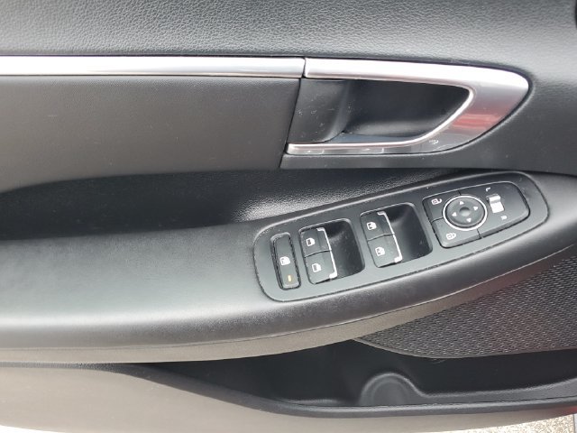 Used 2023 Hyundai Sonata SEL FWD image 18