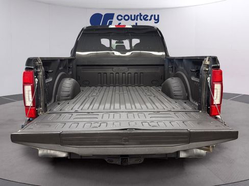 Used 2020 Ford F250 Lariat w/ Lariat Ultimate Package image 9