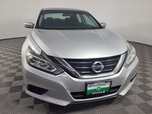 Used 2018 Nissan Altima 2.5 S w/ S Convenience Package FWD image 14