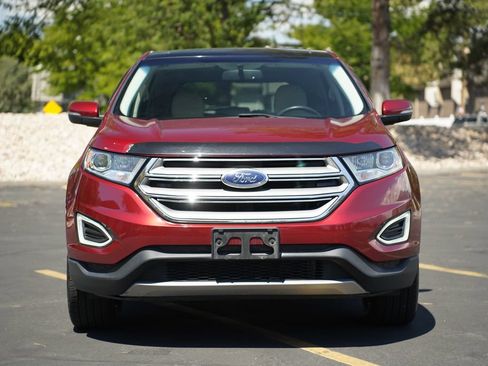 Used 2017 Ford Edge Titanium w/ Equipment Group 301A FWD image 8