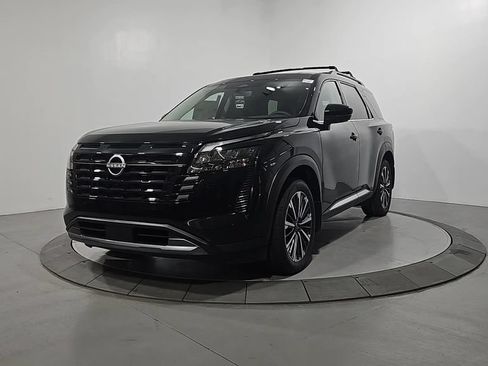 New 2026 Nissan Pathfinder Platinum w/ Cargo Package AWD/4WD image 1