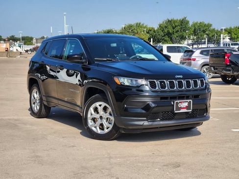 Used 2025 Jeep Compass Sport w/ Mopar Graphics Package AWD/4WD image 2