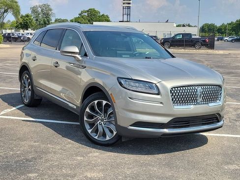 Used 2023 Lincoln Nautilus Reserve AWD/4WD image 1