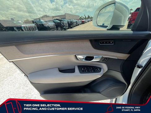 Used 2025 Volvo XC90 B6 Ultra w/ Protection Package Premier AWD/4WD image 22