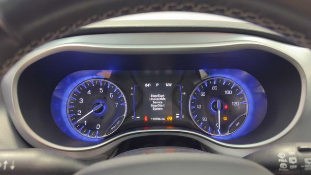 Used 2020 Chrysler Pacifica Touring w/ S Appearance Package FWD image 28