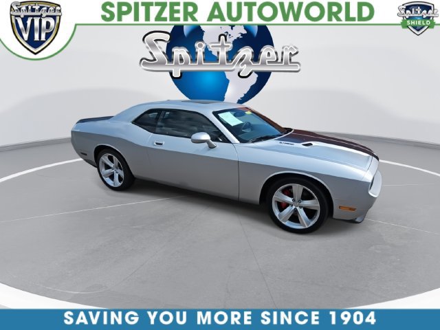 Used 2009 Dodge Challenger SRT8 w/ SRT Option Group II RWD image 3