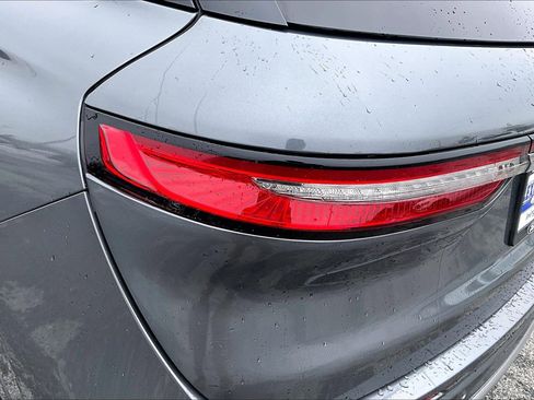 Used 2022 Lincoln Corsair Reserve w/ Sport Package image 24