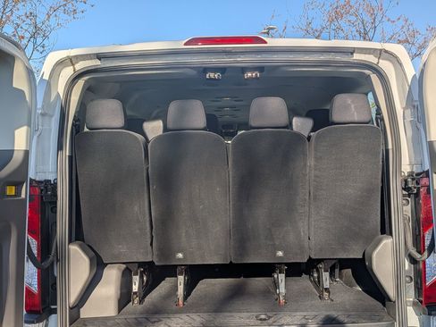 Used 2024 Ford Transit 350 XLT image 32